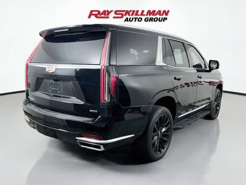 Used 2023 Cadillac Escalade Premium Luxury w/ LPO, Floor Liner Package AWD/4WD image 7