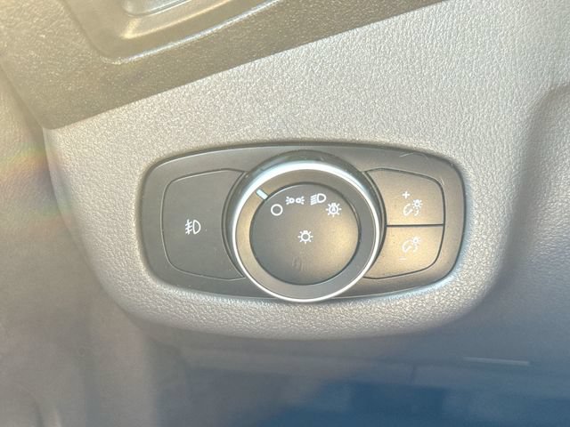 Used 2019 Ford Transit Connect XLT FWD image 17