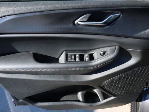 New 2025 Jeep Grand Cherokee Laredo X w/ Luxury Tech Group I image 16