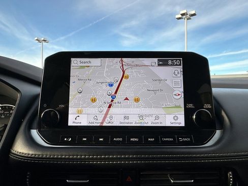 Used 2023 Nissan Rogue SL w/ SL Premium Package image 33