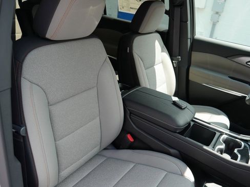 New 2026 Chevrolet Traverse LT w/ Enhanced Driving Package image 21