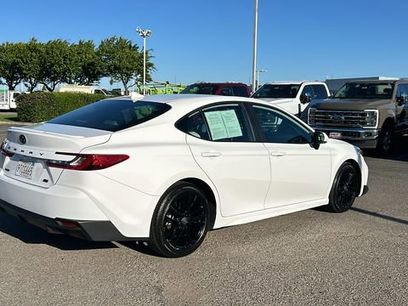 Used 2025 Toyota Camry SE w/ Multimedia Upgrade Package