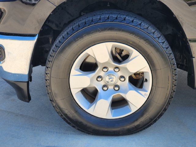 Used 2022 RAM 1500 Big Horn AWD/4WD image 11