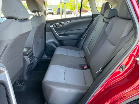 Used 2024 Toyota RAV4 XLE image 17