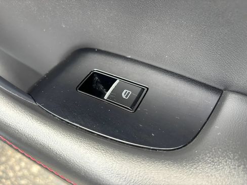 Used 2024 MAZDA MAZDA3 s AWD/4WD image 47