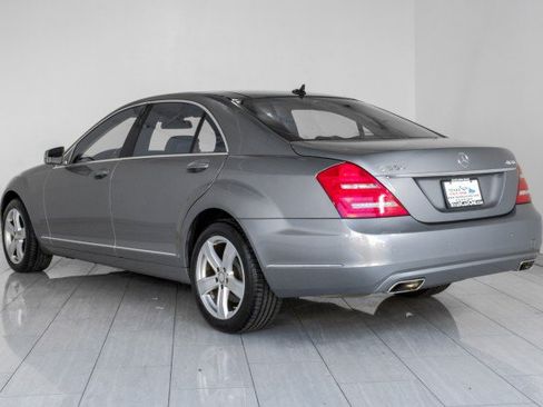 Used 2013 Mercedes-Benz S 550 4MATIC image 8