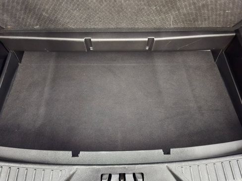 Used 2025 Ford Explorer ST-Line w/ ST-Line Street Pack image 41