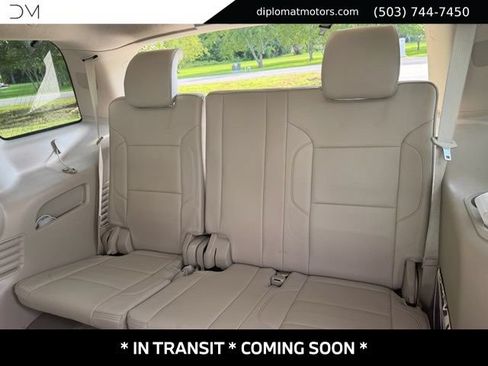 Used 2015 GMC Yukon Denali w/ Premium Package AWD/4WD image 3