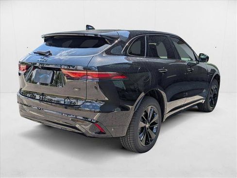 Used 2026 Jaguar F-PACE R-Dynamic S AWD/4WD image 2