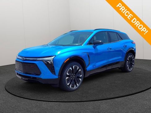 New 2025 Chevrolet Blazer EV RS image 3