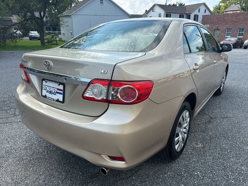 Used 2013 Toyota Corolla LE FWD image 5