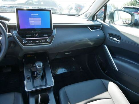 Certified 2026 Toyota Corolla Cross XLE w/ Convenience Package AWD/4WD image 14