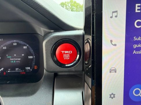 Used 2024 Toyota Tacoma TRD Sport w/ TRD Sport Premium Package AWD/4WD image 26