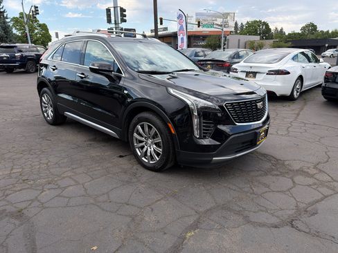Used 2021 Cadillac XT4 Premium Luxury w/ Driver Assist Package AWD/4WD image 10