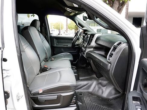 Used 2021 RAM 5500 Tradesman w/ Safety Group image 13