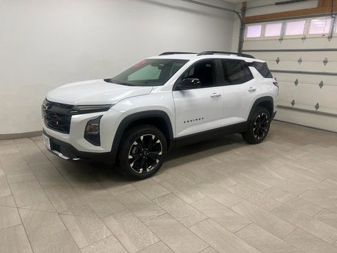 New 2026 Chevrolet Equinox RS FWD image 2