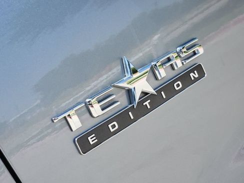 Used 2025 Chevrolet Silverado 1500 LT w/ Texas Edition Plus RWD image 15