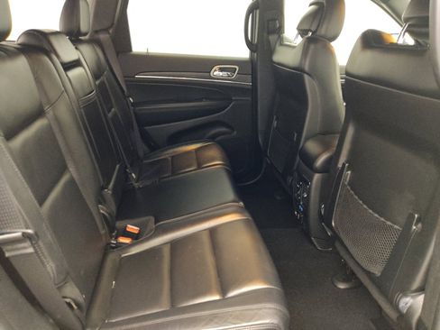 Used 2021 Jeep Grand Cherokee Limited AWD/4WD image 19