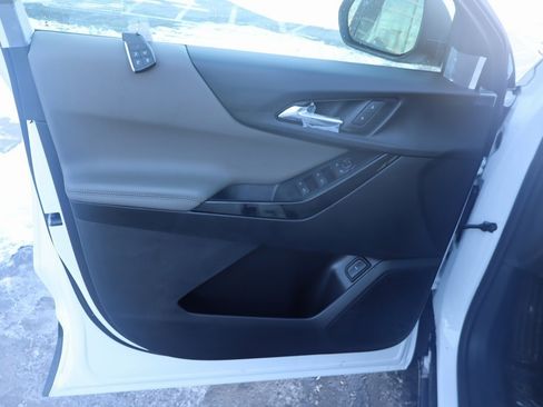 New 2026 Chevrolet Equinox LT image 4