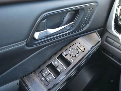 Used 2022 Nissan Rogue SL FWD image 16