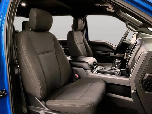 Used 2019 Ford F150 XLT w/ Equipment Group 302A Luxury AWD/4WD image 8