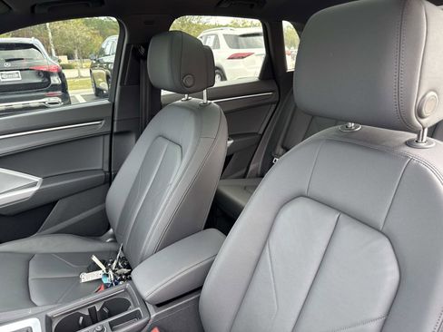 Used 2024 Audi Q3 2.0T Premium Plus image 23