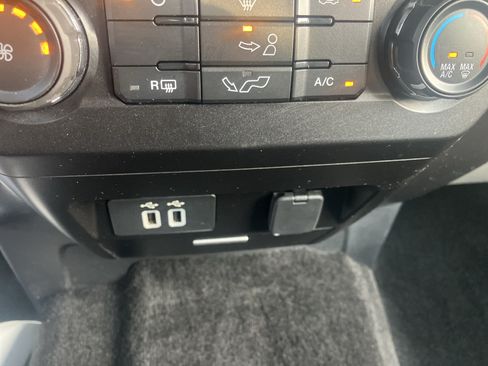 Used 2018 Ford F150 XLT w/ Equipment Group 301A Mid AWD/4WD image 27