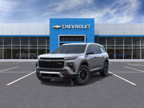 New 2026 Chevrolet Traverse Z71 w/ Driver Confidence Package AWD/4WD image 8