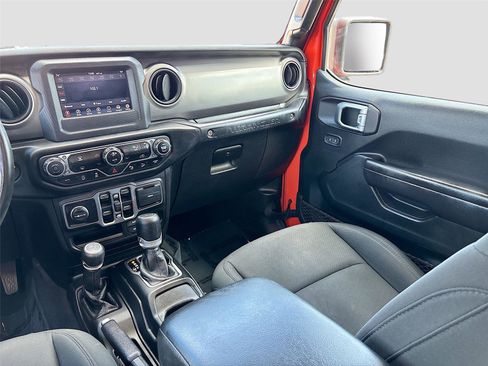 Used 2020 Jeep Wrangler Unlimited Sport AWD/4WD image 21