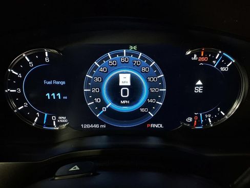Used 2017 Cadillac Escalade Platinum AWD/4WD image 17