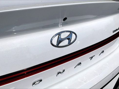 Used 2022 Hyundai Sonata Limited w/ Cargo Package image 27