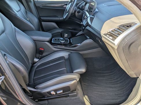 Used 2022 BMW X4 M40i w/ Premium Package image 26