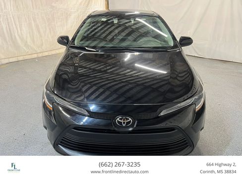 Used 2024 Toyota Corolla LE FWD image 2
