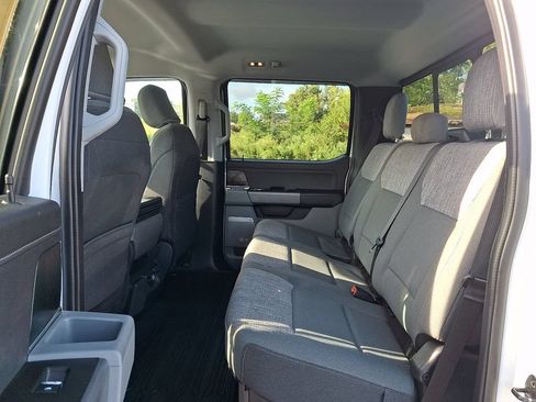 Certified 2023 Ford F250 XLT w/ XLT Premium Package AWD/4WD image 10