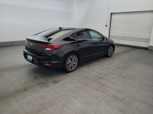Used 2020 Hyundai Elantra Limited FWD image 10