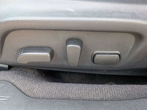 Used 2016 Subaru Outback 2.5i Limited image 18