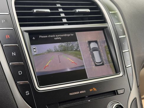 Used 2019 Lincoln Nautilus Reserve AWD/4WD image 22