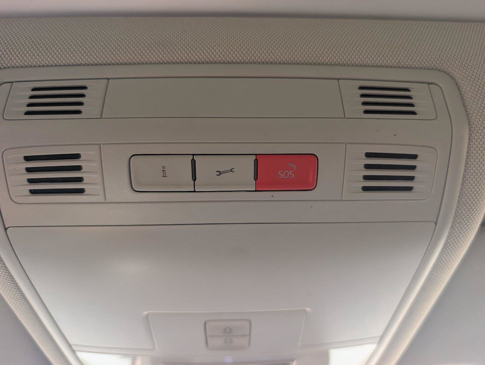 Used 2019 Volkswagen Tiguan S AWD/4WD image 21