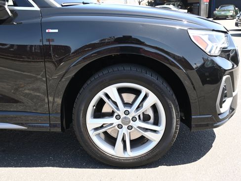 Used 2020 Audi Q3 2.0T Premium Plus w/ Premium Plus Package AWD/4WD image 10