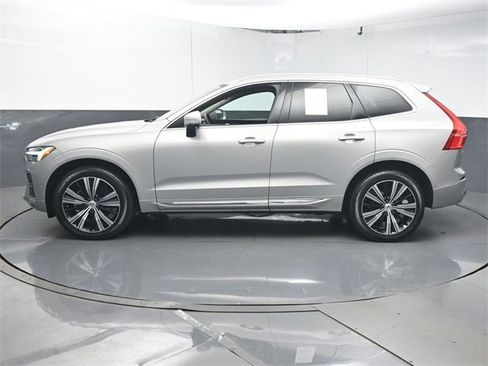 Used 2023 Volvo XC60 B5 Plus w/ Protection Package Premier image 5
