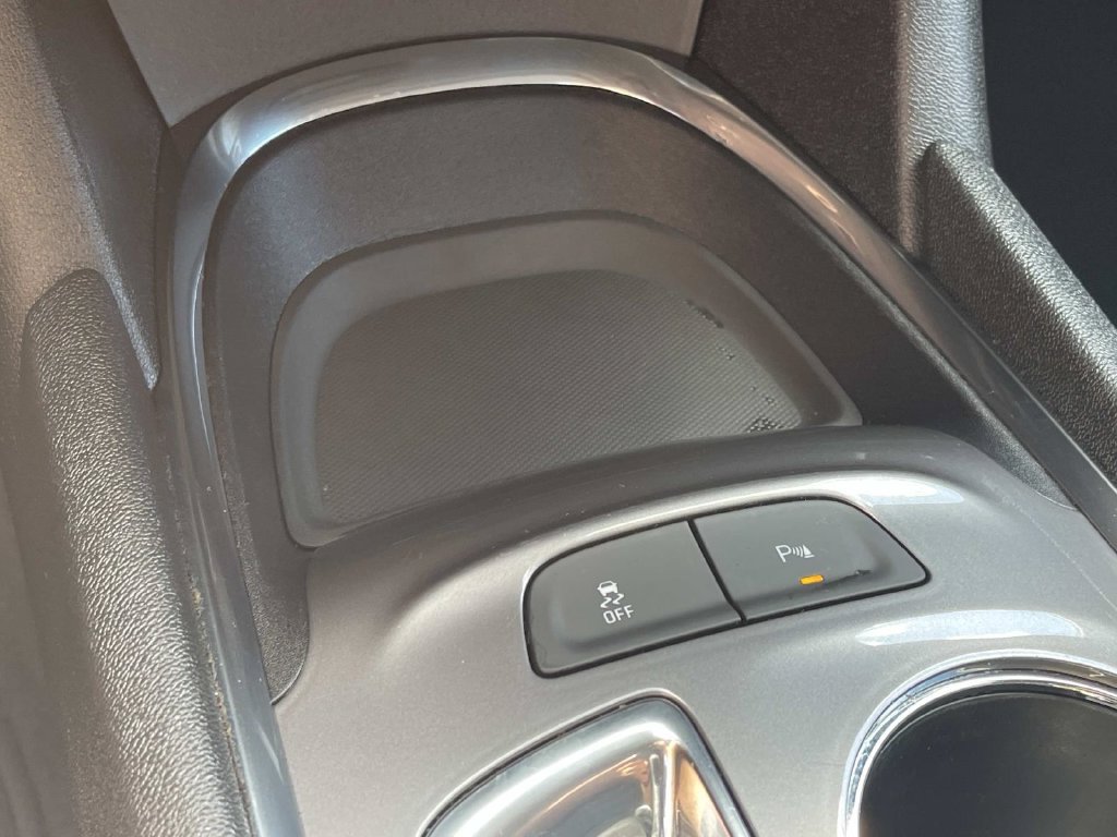 Used 2025 Chevrolet Malibu LT FWD image 32