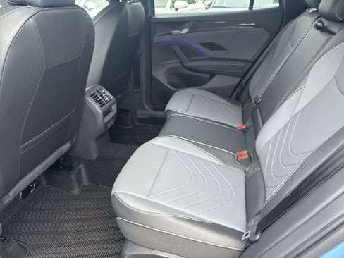 New 2025 Volkswagen Tiguan SE R-Line image 27