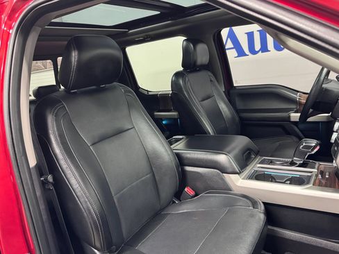 Used 2016 Ford F150 Lariat w/ Equipment Group 502A Luxury RWD image 26