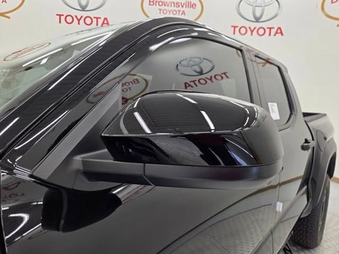 New 2026 Toyota Tacoma TRD Off-Road AWD/4WD image 16