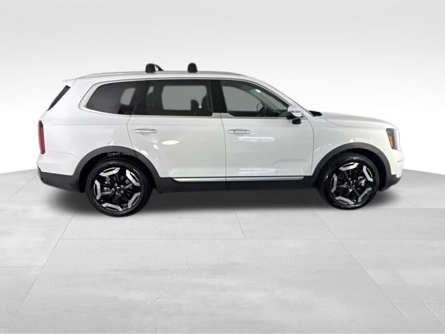 Certified 2025 Kia Telluride S AWD/4WD image 6