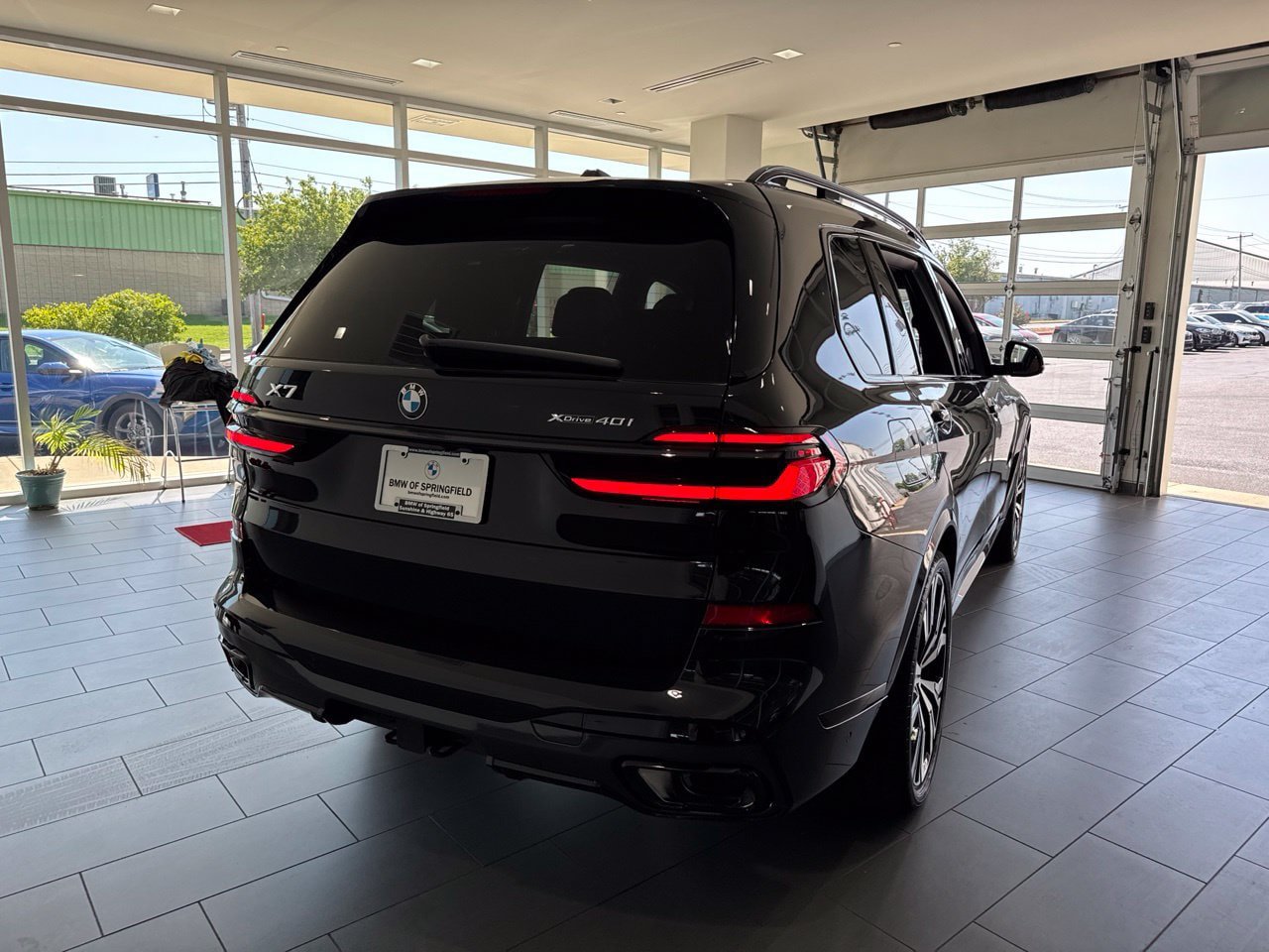 New 2027 BMW X7 xDrive40i w/ M Sport Package AWD/4WD image 7