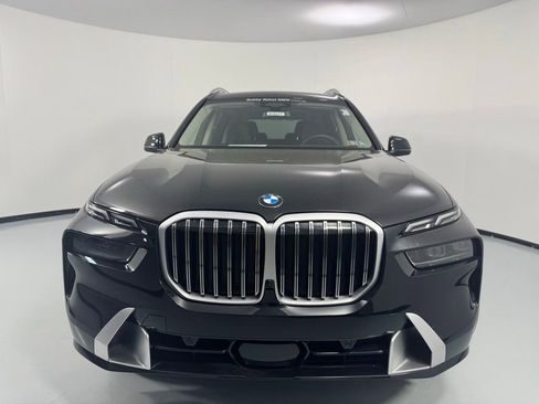 Certified 2025 BMW X7 xDrive40i AWD/4WD image 3