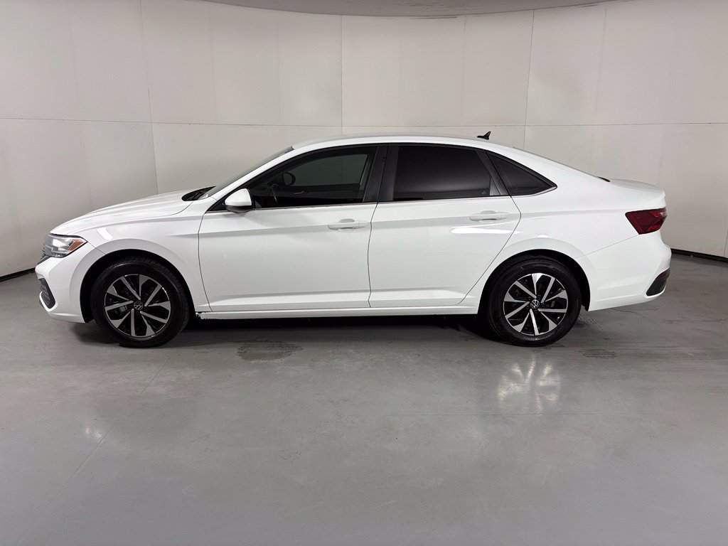 Used 2022 Volkswagen Jetta S FWD image 5