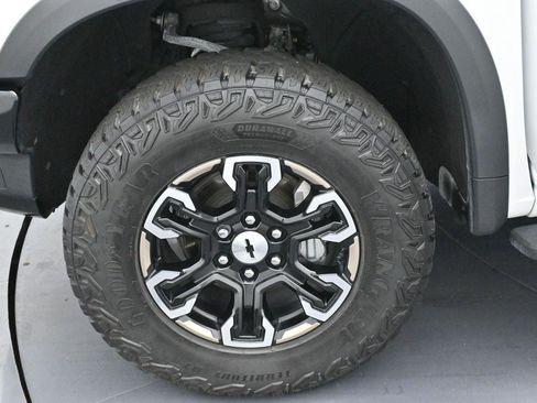 Used 2023 Chevrolet Silverado 1500 ZR2 w/ Technology Package AWD/4WD image 36