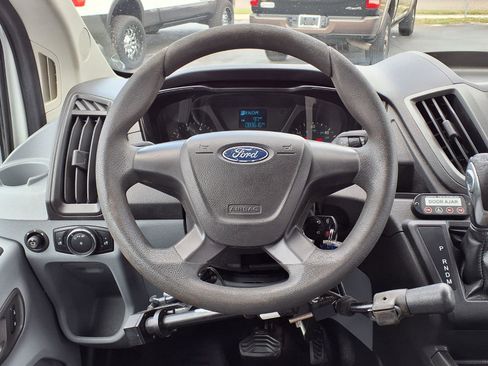 Used 2016 Ford Transit 350 XL image 24